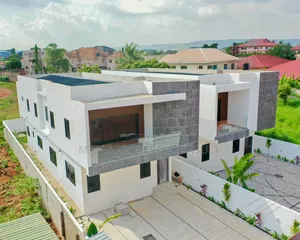 4bdrm Duplex in Special Garden, Oyarifa Mall Area for sale