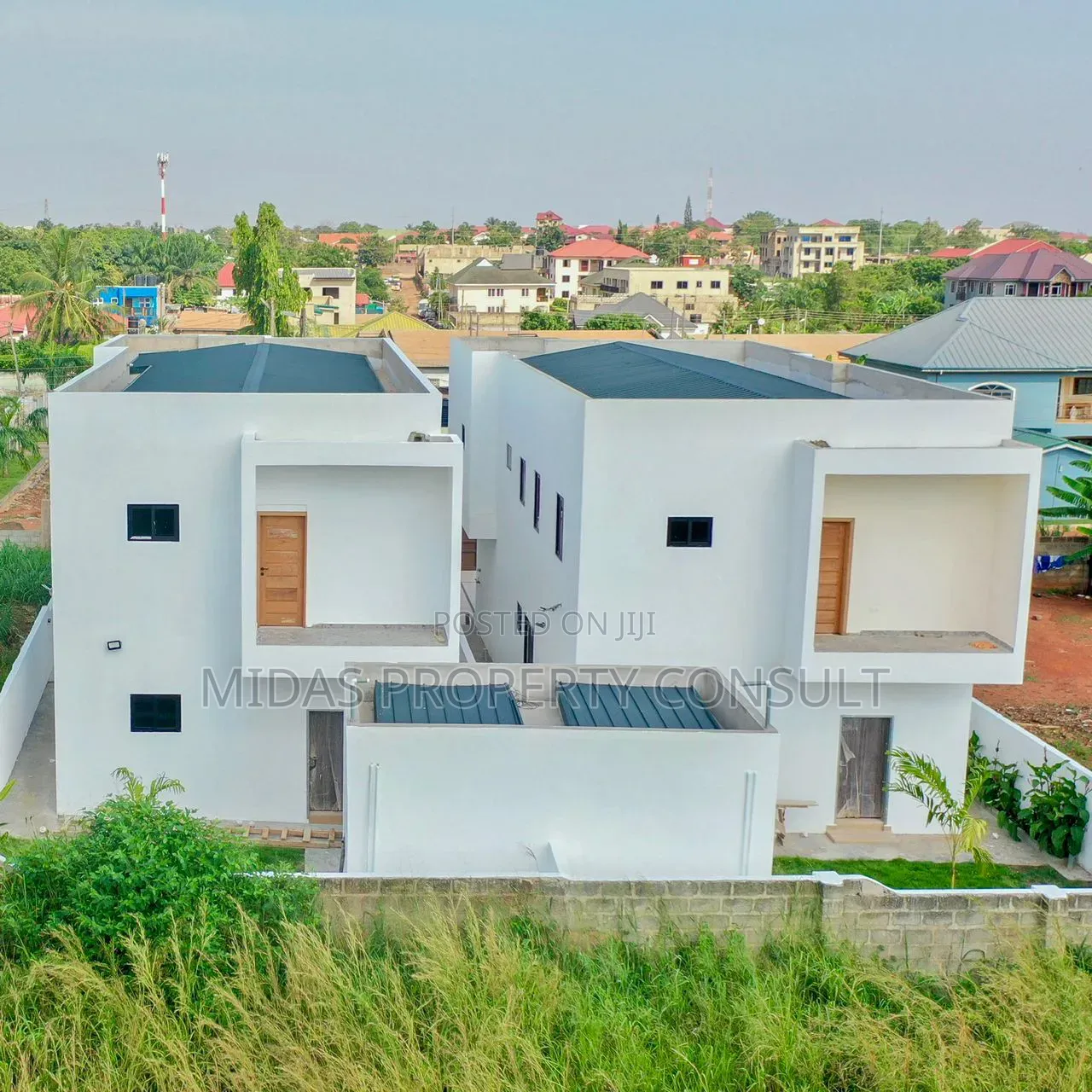 4bdrm Duplex in Special Garden, Oyarifa Mall Area for sale