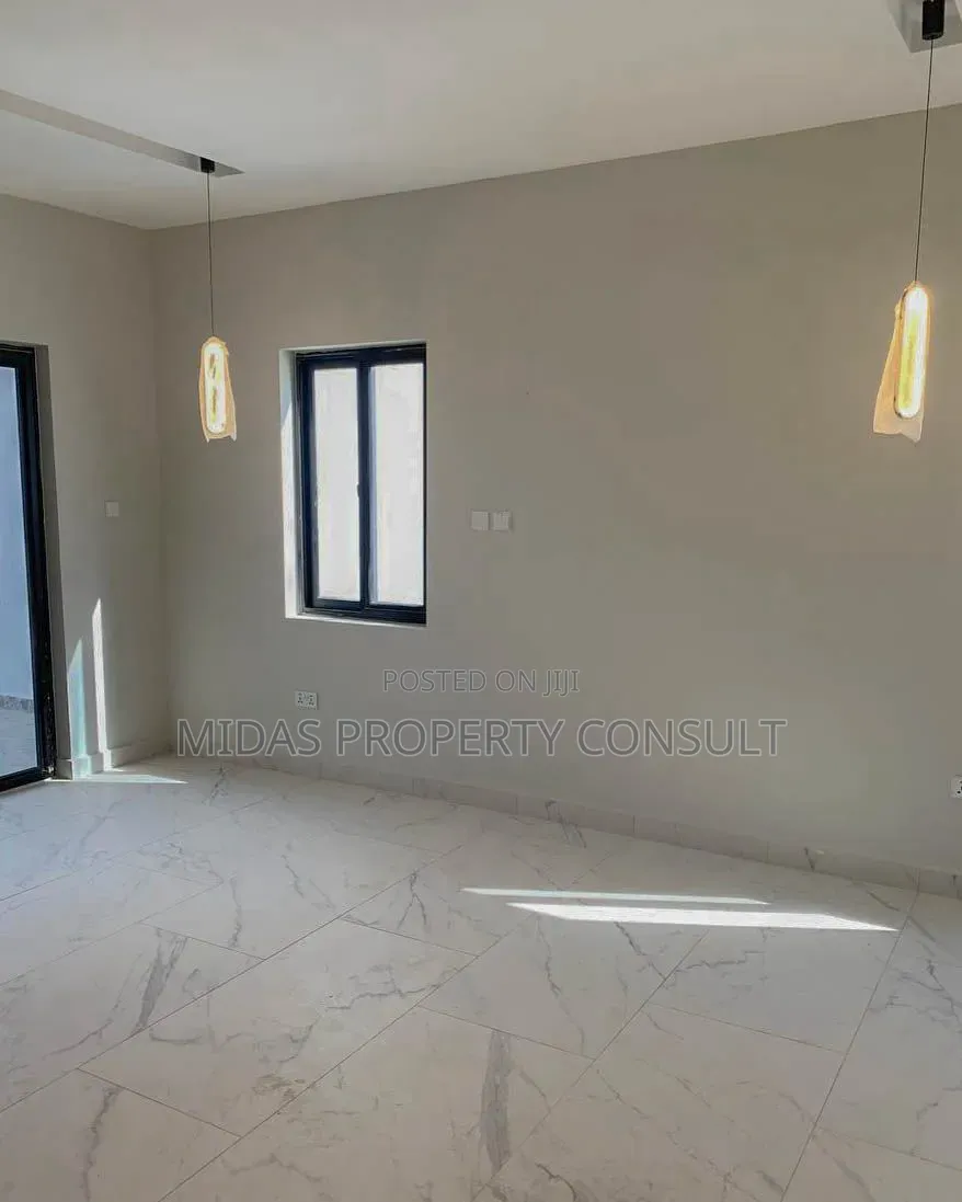 4bdrm Duplex in Special Garden, Oyarifa Mall Area for sale