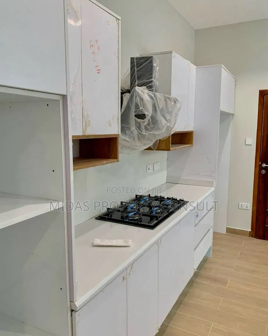 4bdrm Duplex in Special Garden, Oyarifa Mall Area for sale