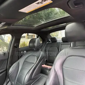 Mercedes-Benz C300 Sport 4Matic Sedan AWD (2.0L 4cyll 7A) 2016 Gray