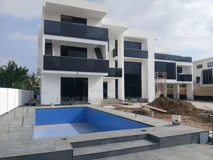 8bdrm House in Ghana Canada, Otano for sale