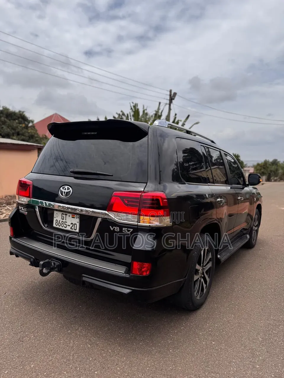Toyota Land Cruiser 5.7 V8 VXR 2019 Black