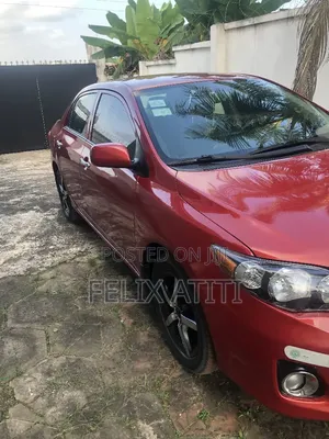 Toyota Corolla LE 4dr Sedan (1.8L 4cyl 4A) 2013 Red