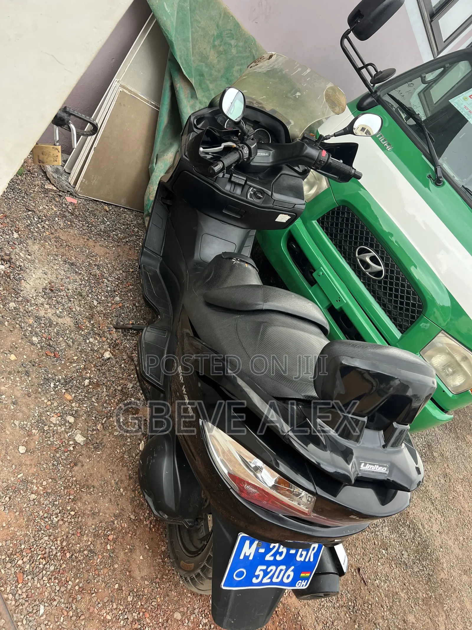 Suzuki Burgman 2019 Black