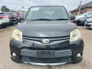Toyota Sienta 1.5 FWD 2013 Black
