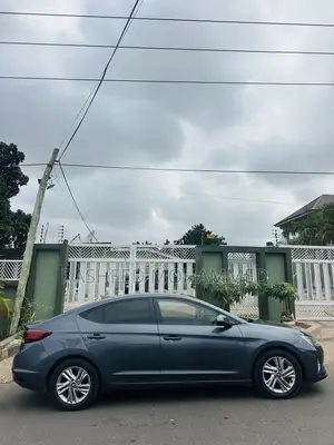 Hyundai Elantra SE 2020 Gray