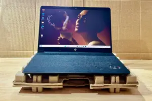 New Laptop HP 15s 8GB AMD Ryzen 5 SSD 512GB