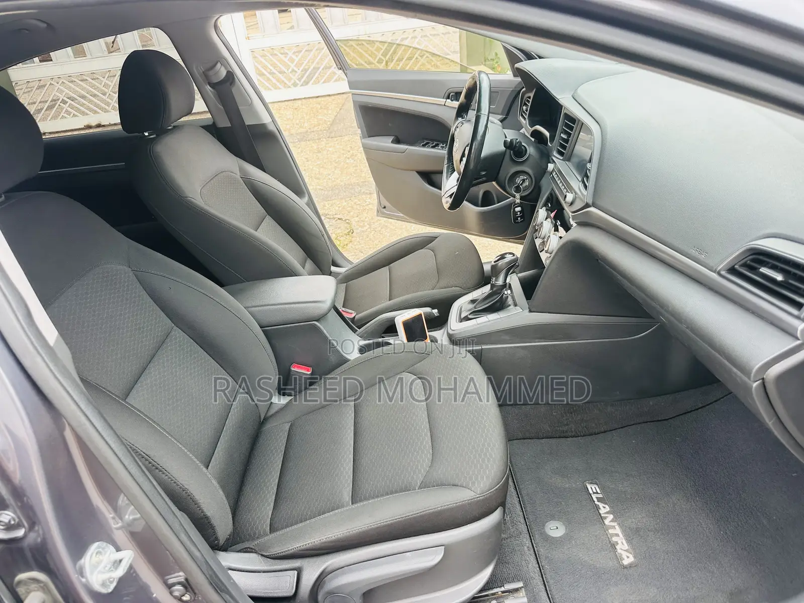 Hyundai Elantra SE 2020 Gray