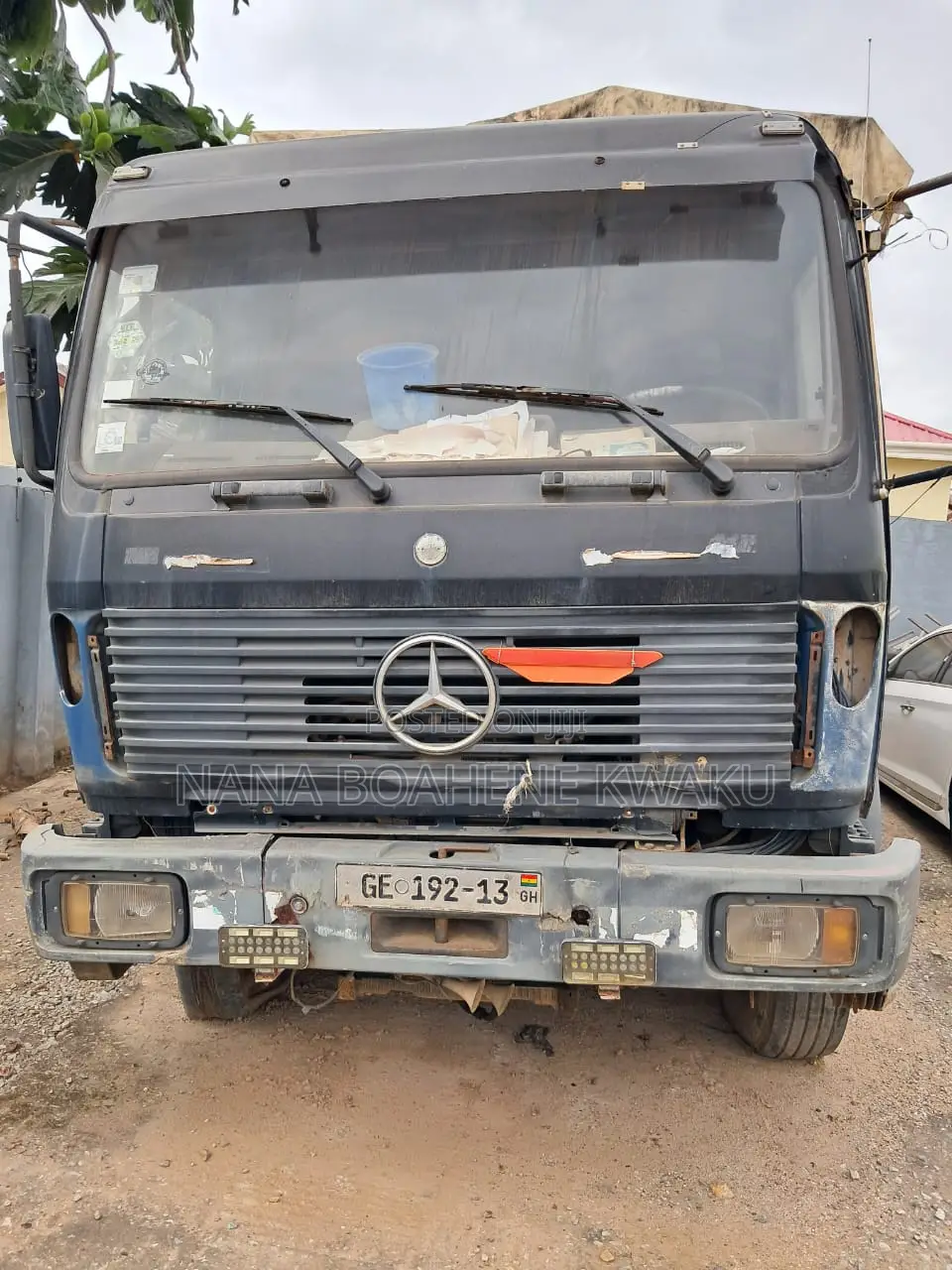 Mercedes Benz - Truck Container