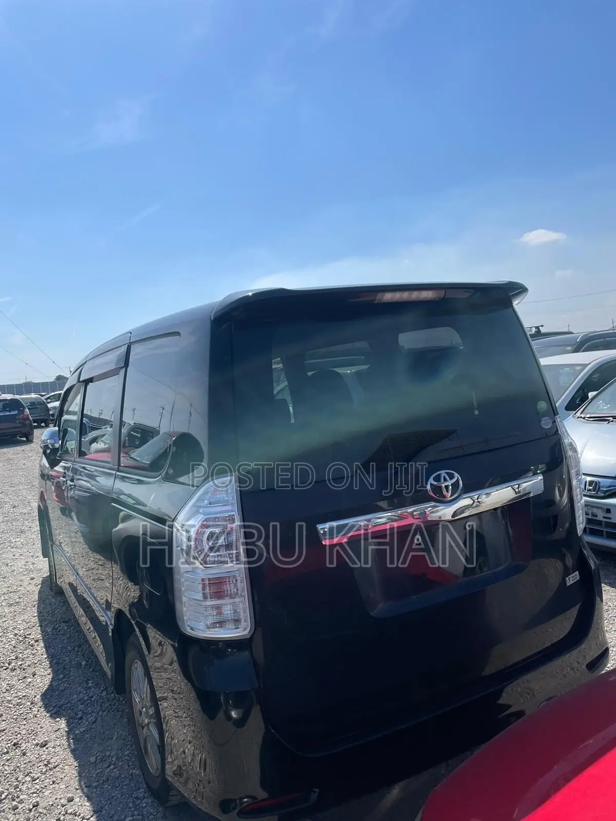 Toyota Voxy ZS 2WD 7-Seater 2013 Black