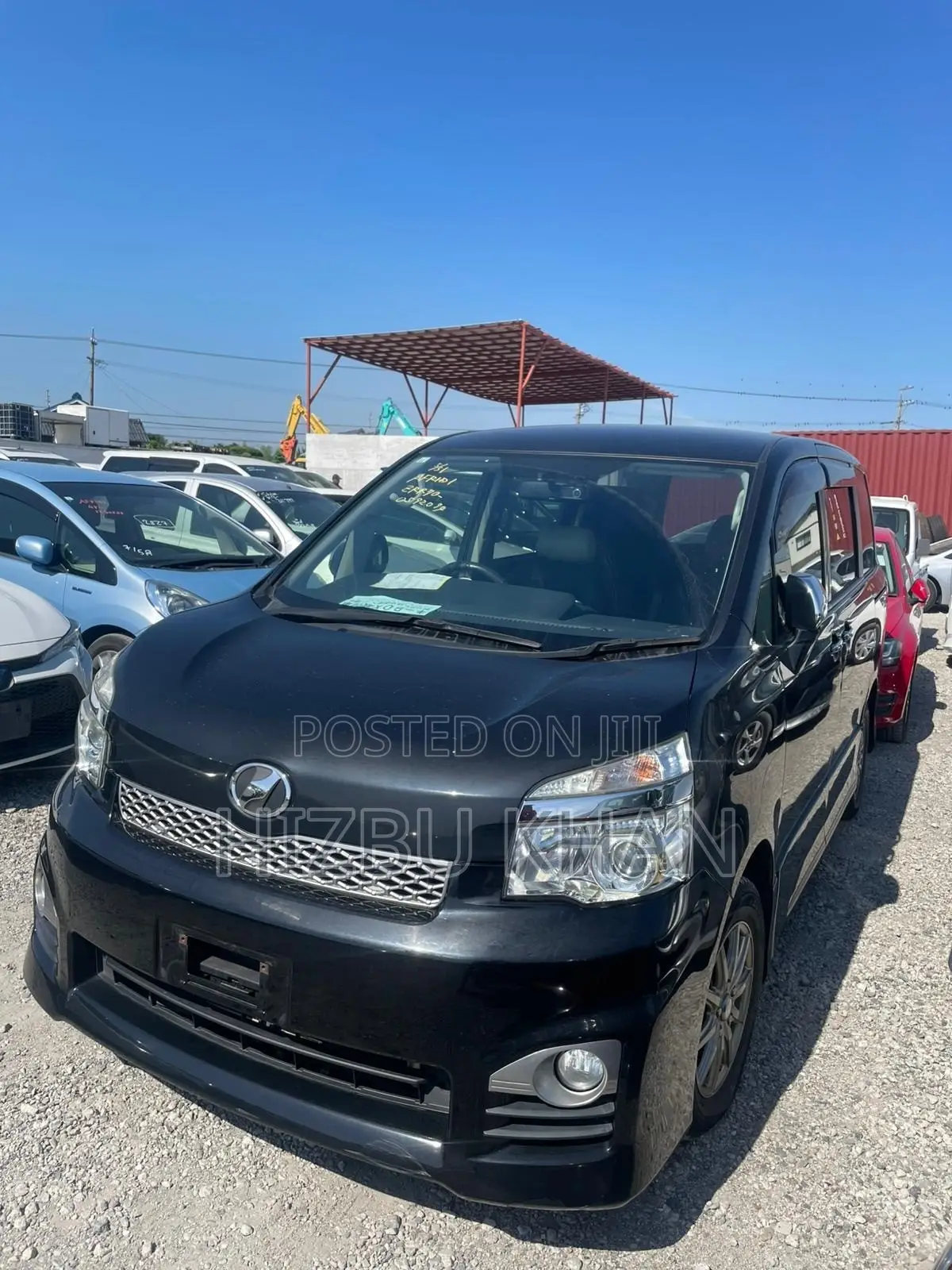 Toyota Voxy ZS 2WD 7-Seater 2013 Black