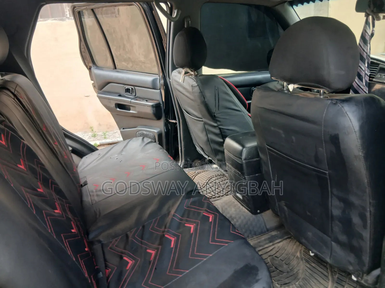 Nissan Pathfinder LE RWD SUV (3.5L 6cyl 4A) 2002 Black