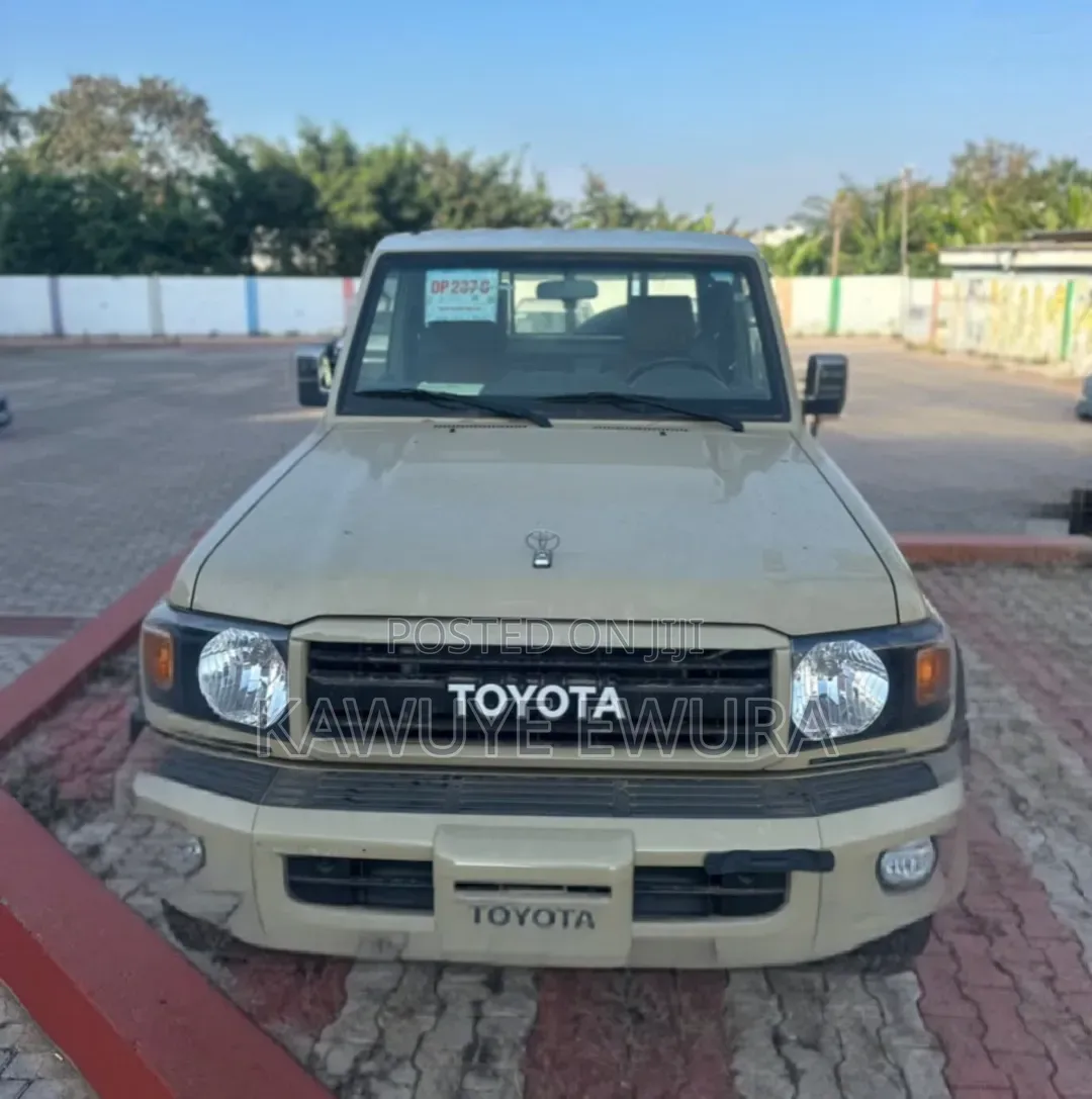 New Toyota Land Cruiser 2022 Beige