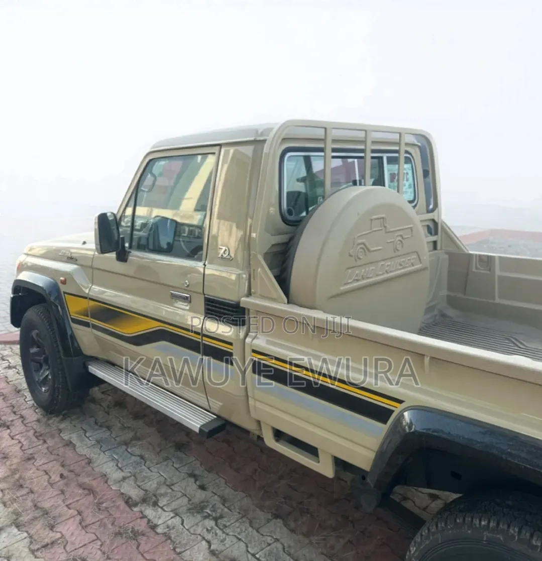 New Toyota Land Cruiser 2022 Beige
