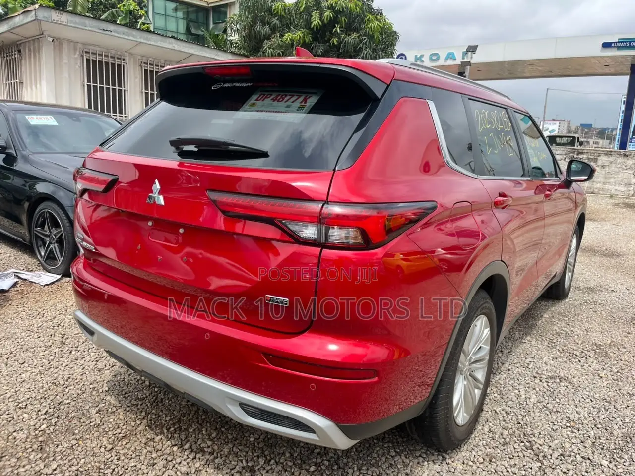 Mitsubishi Outlander SE Special Edition 2023 Red