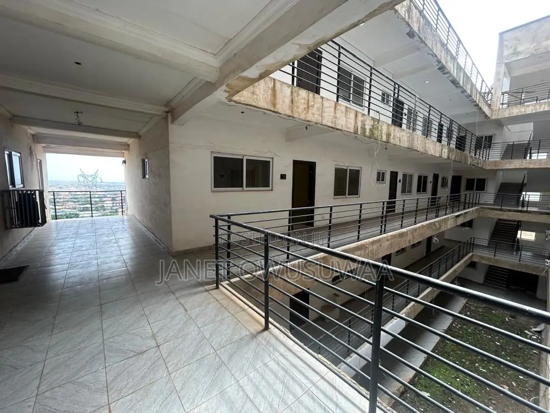2bdrm Apartment in Kwabenya for rent