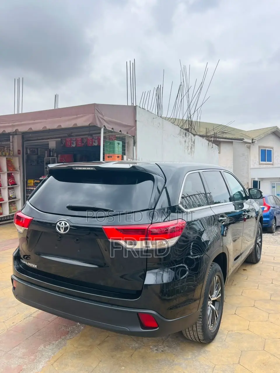Toyota Highlander LE 2019 Black