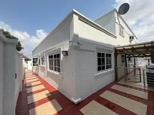 Furnished 6bdrm Mansion in Atwima Nwabiagya for sale