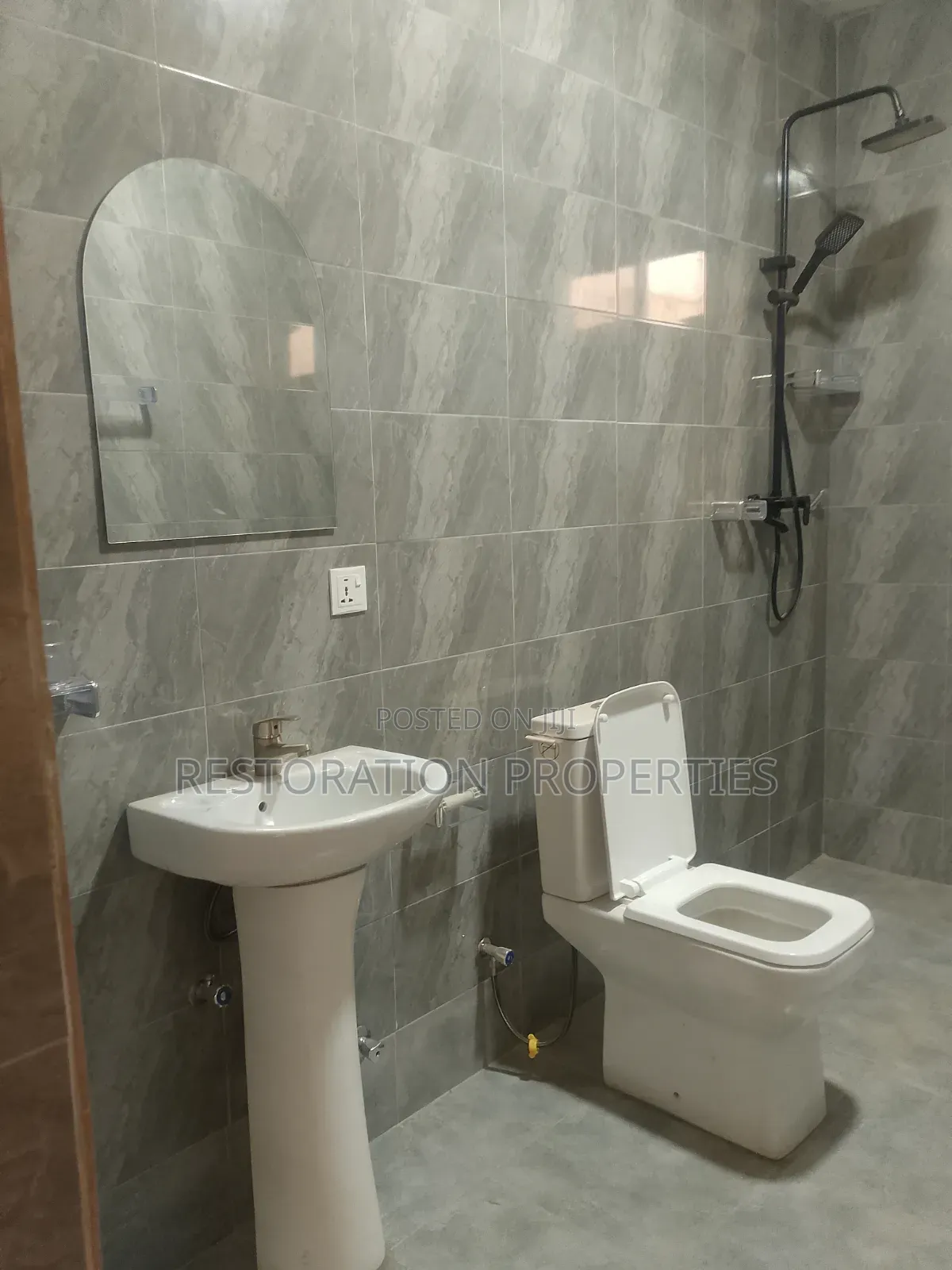 3bdrm Apartment in Lake Side for rent