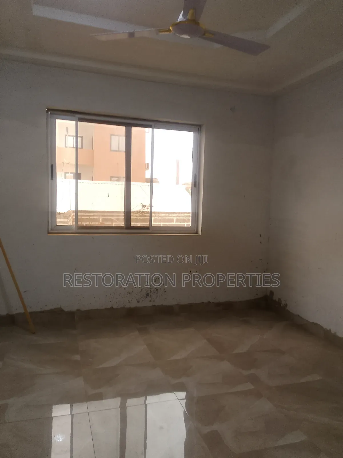3bdrm Apartment in Lake Side for rent