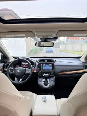 Honda CR-V Touring AWD 2018 White