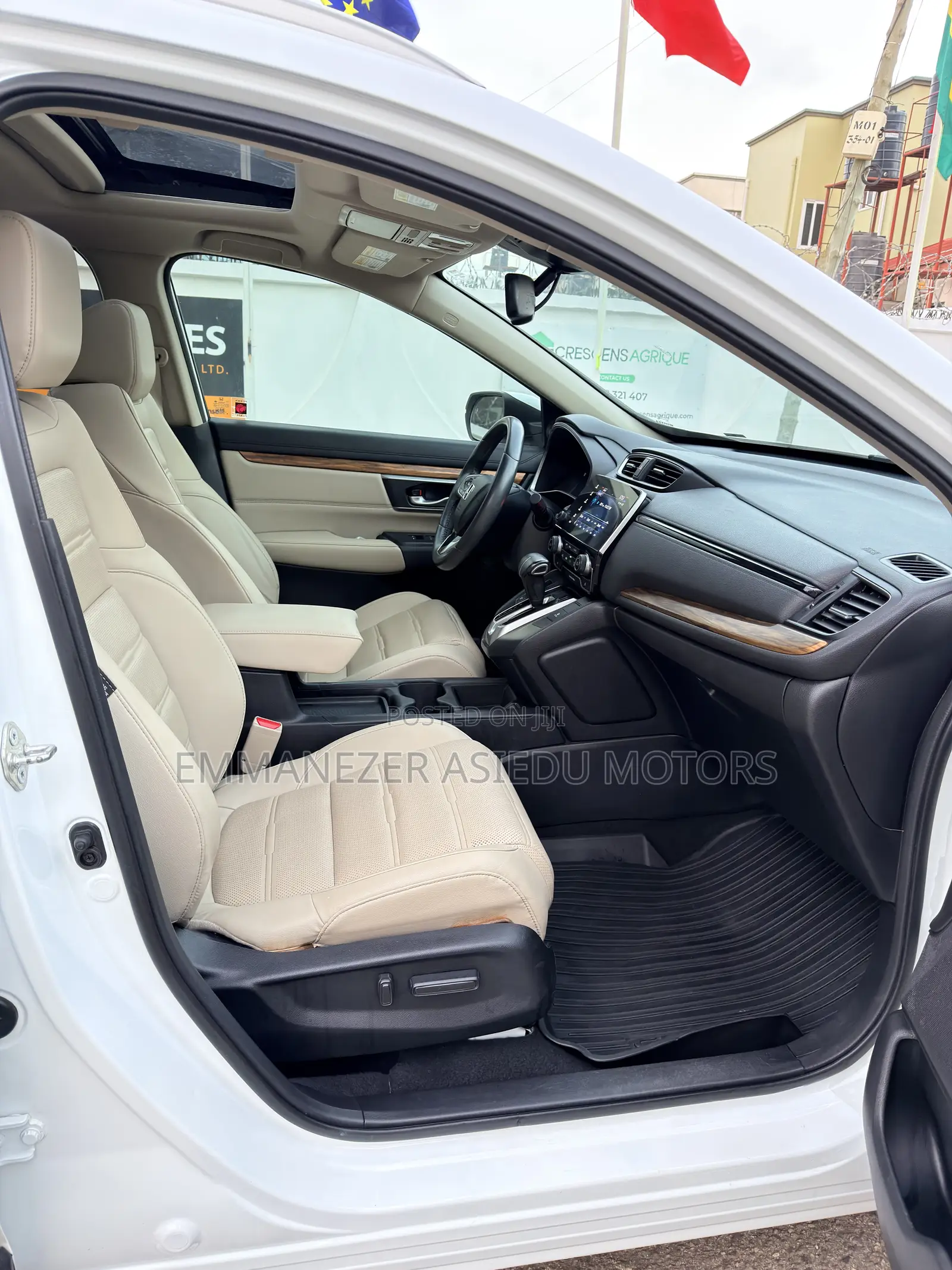 Honda CR-V Touring AWD 2018 White