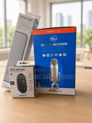 Logitech Blue Yeti USB Studio Microphone Creator Bundle
