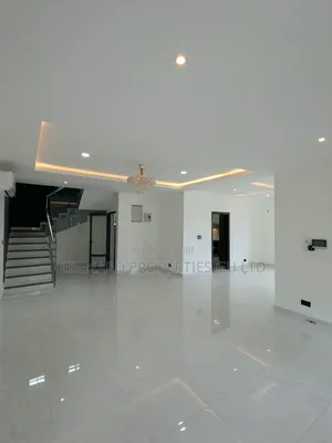 3bdrm Duplex in Ebenard Properties, Lashibi for rent