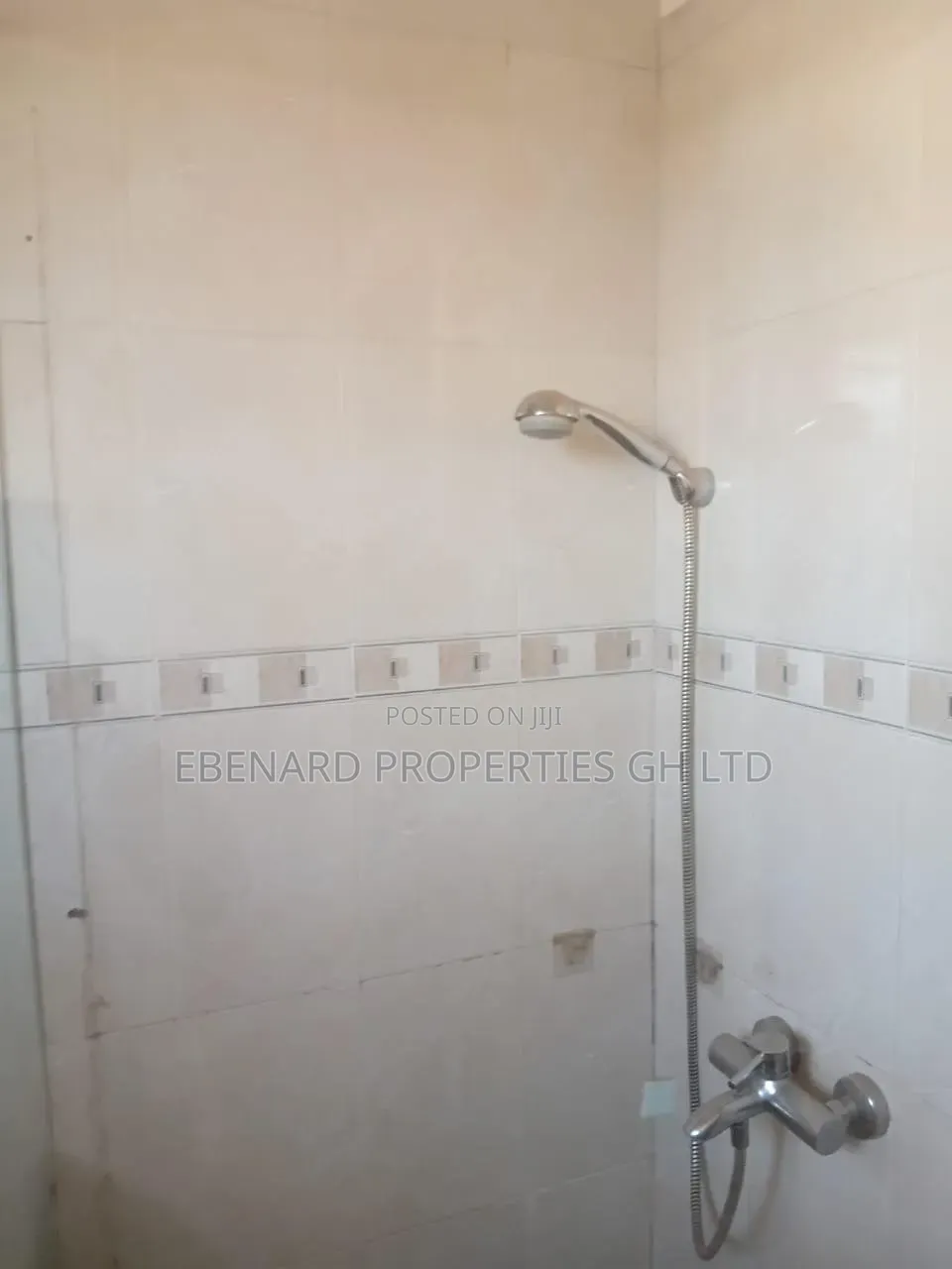 4bdrm House in Ebenard Properties, Baatsona Total for rent