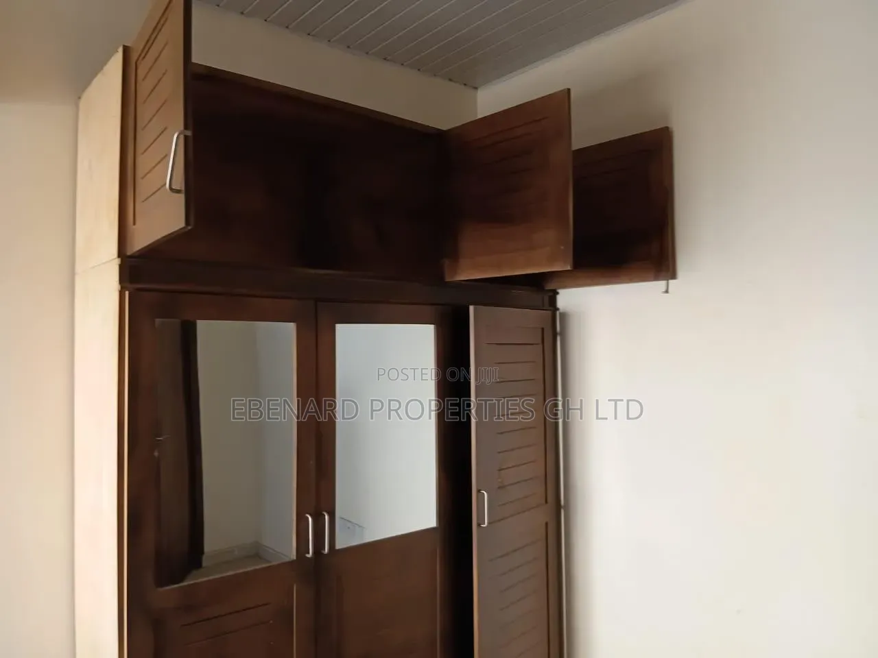 4bdrm House in Ebenard Properties, Baatsona Total for rent