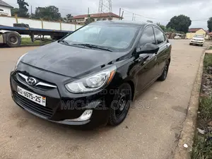 Hyundai Accent 2015 Black
