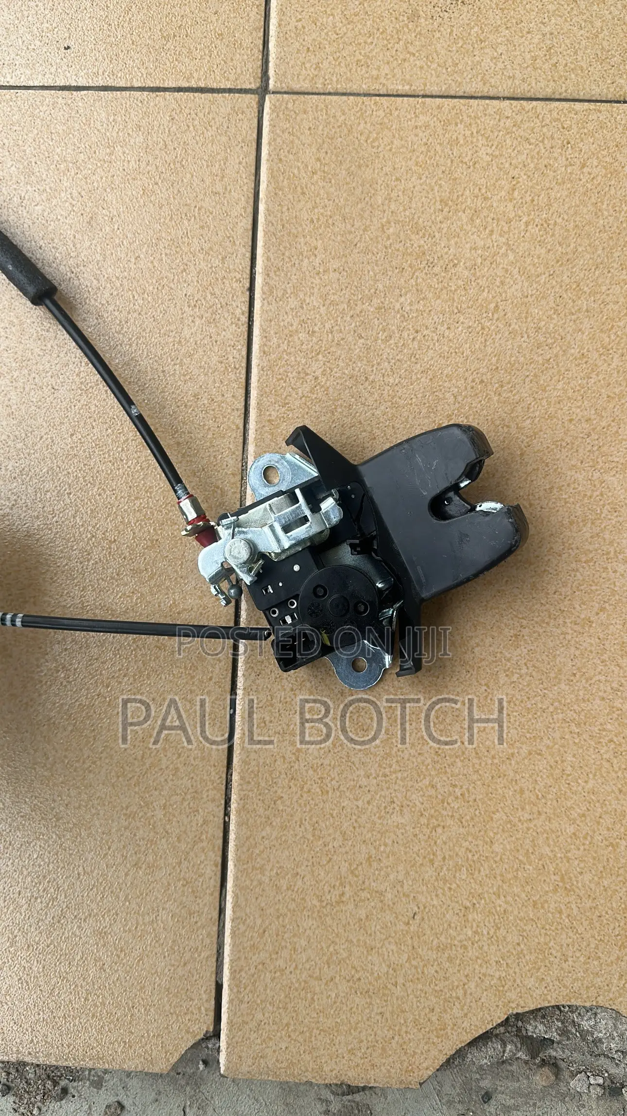 2019-2020 Hyundai Elantra Boot Lock