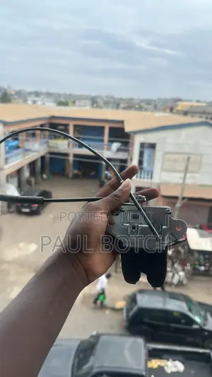 2019-2020 Hyundai Elantra Boot Lock