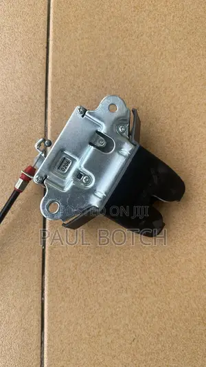 2019-2020 Hyundai Elantra Boot Lock