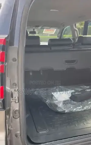 New Toyota Land Cruiser Prado 2022 Gray