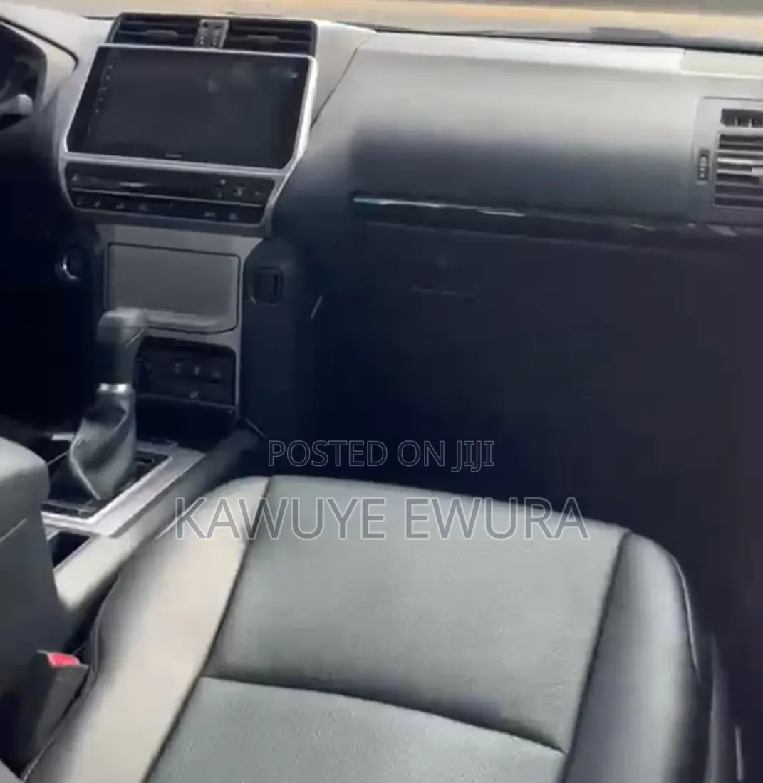 New Toyota Land Cruiser Prado 2022 Gray