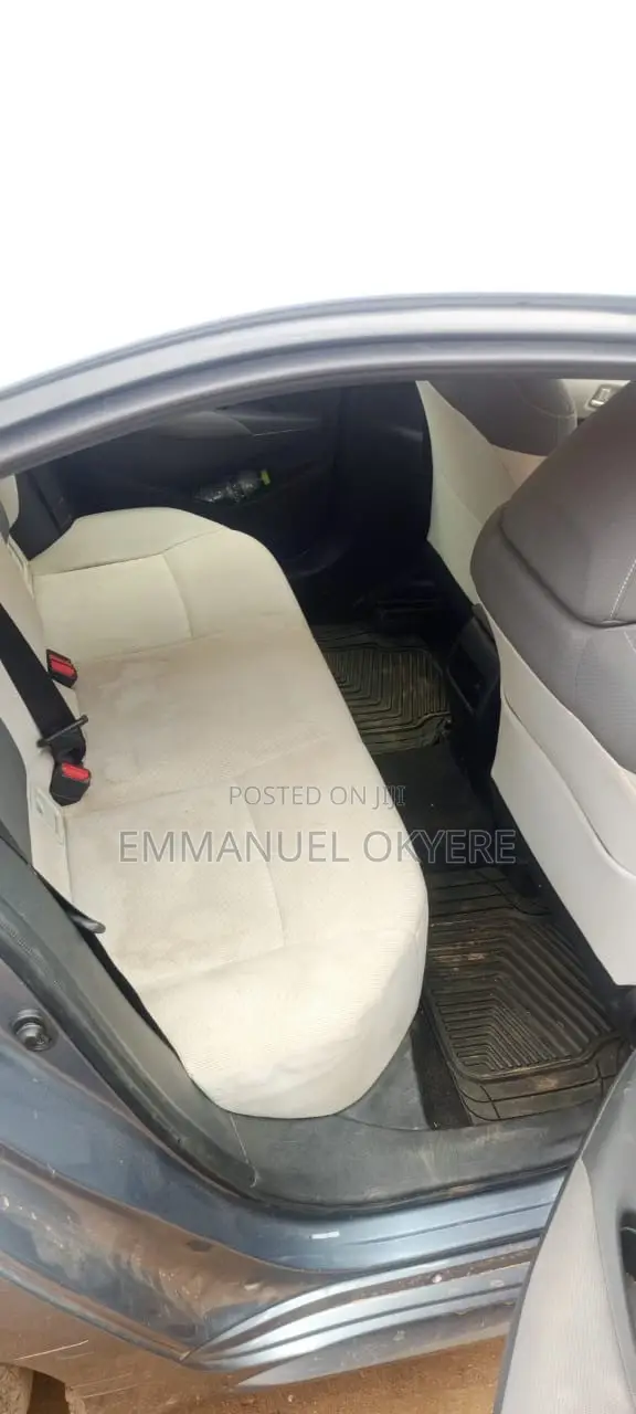 Corolla Gray 5 Seater for Rent in Madina Self Drive & With Driver