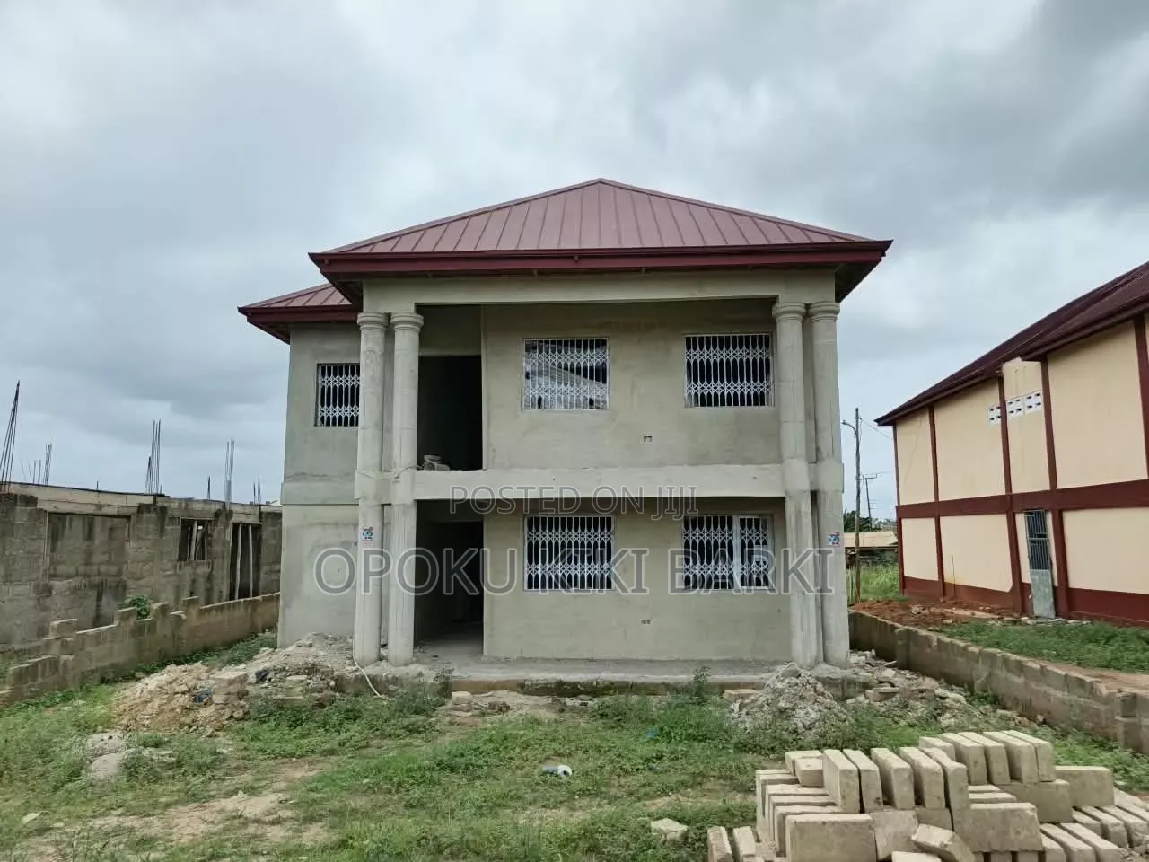 5bdrm House in Atwima Nwabiagya for sale