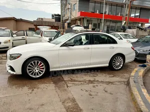 Mercedes-Benz E300 2018 White