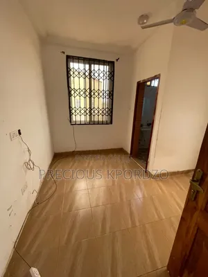 1bdrm Room & Parlour in Adenta Nw Lg, New Legon for rent