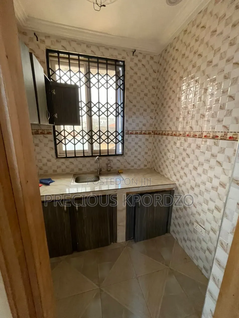 1bdrm Room & Parlour in Adenta Nw Lg, New Legon for rent