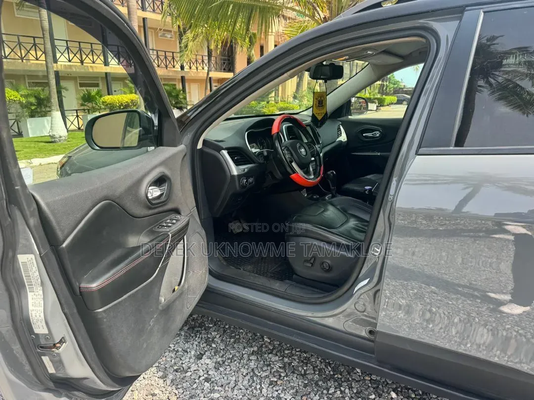 Jeep Grand Cherokee 2019 Gray