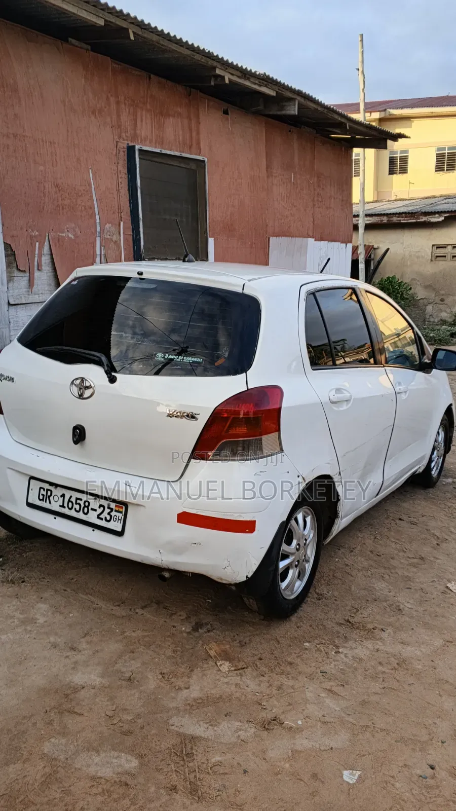 Toyota Vitz 1.0 FWD 3dr 2010 White