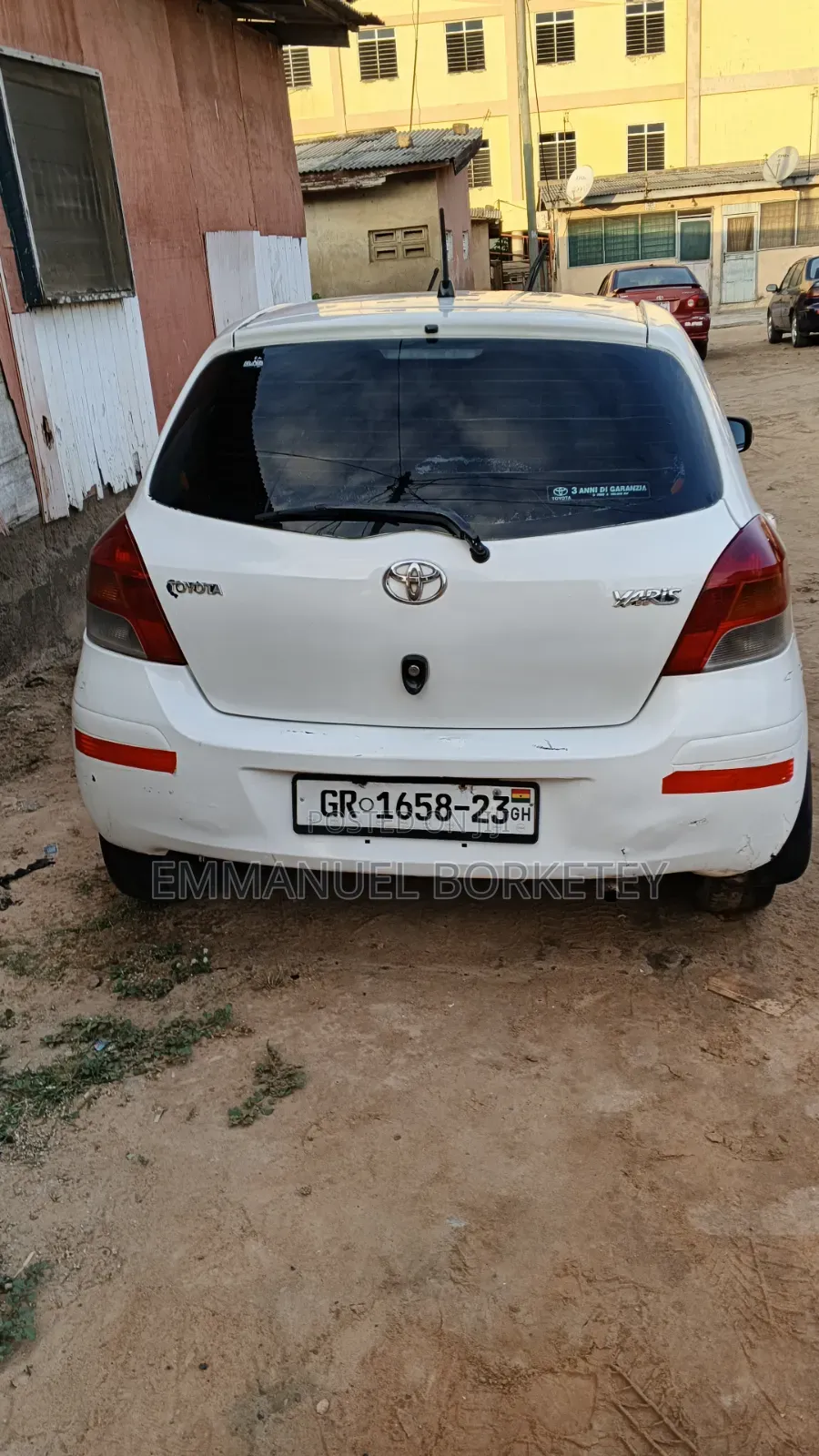 Toyota Vitz 1.0 FWD 3dr 2010 White