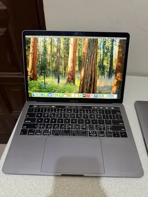 Laptop Apple MacBook Pro 2019 8GB Intel Core i7 SSD 256GB
