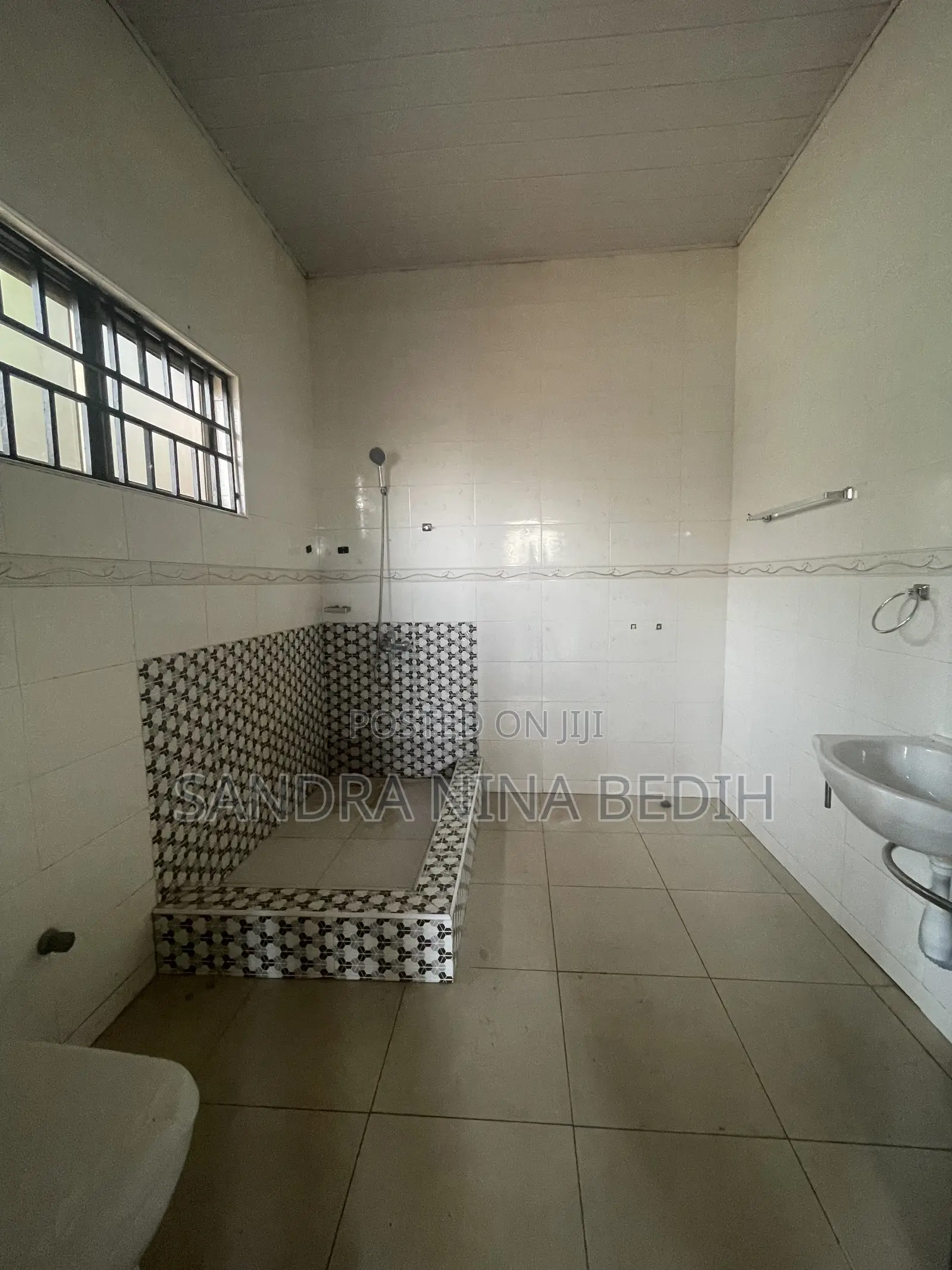 3bdrm House in East Legon Hills for rent