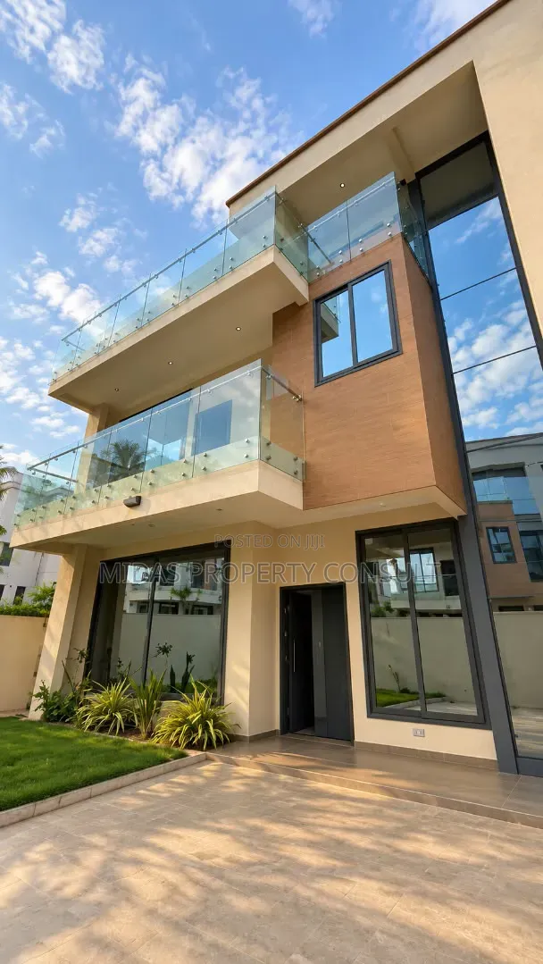 5bdrm House in Roman Ridge, Police Station for sale