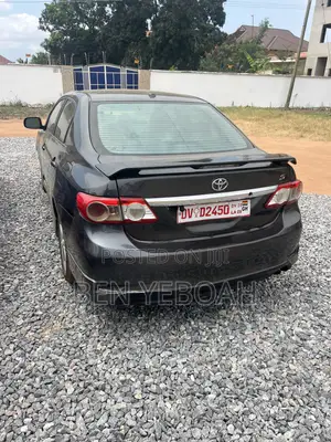 Toyota Corolla S 4dr Sedan (1.8L 4cyl 4A) 2012 Gray