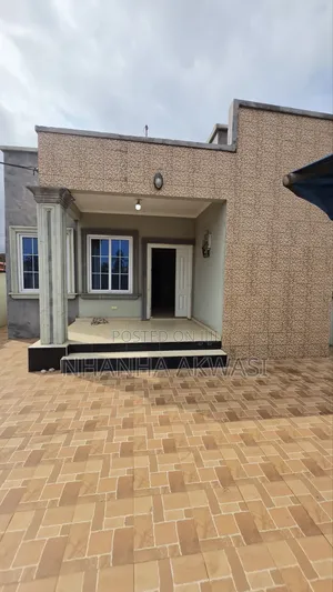 3bdrm House in Spintex, Sakumono for rent